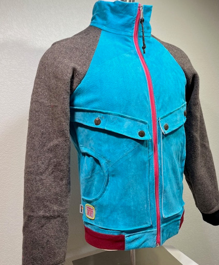ORIGINAL Bomber Size M DIA Exhibition Prototype - Vander Jacket | Handmade Eco-Friendly Garments Designed For Runners