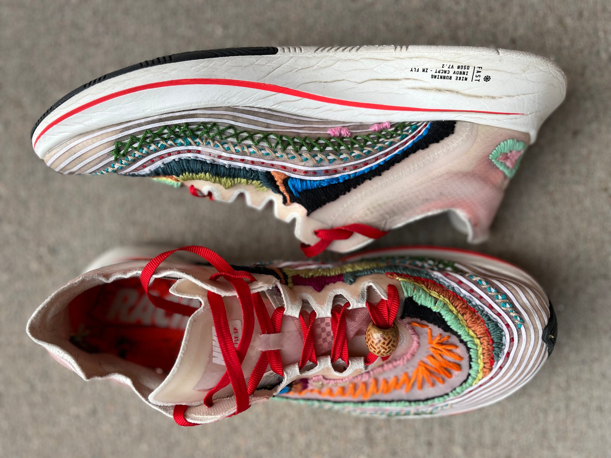 SHOE Zoom Fly Size Womens 9.5 Mens 8 Upcycled Hand Embroidered Vander Jacket