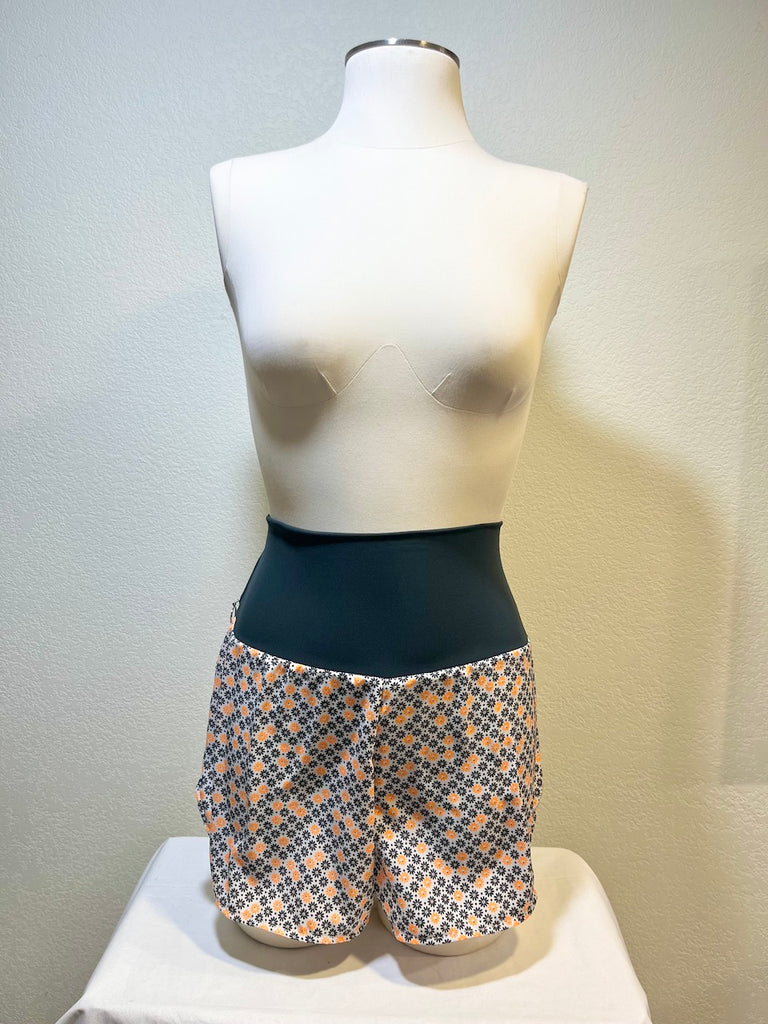 ELITE Shorts, Sizes XXS, XS, M - Vander Jacket | Handmade Eco-Friendly Garments Designed For Runners