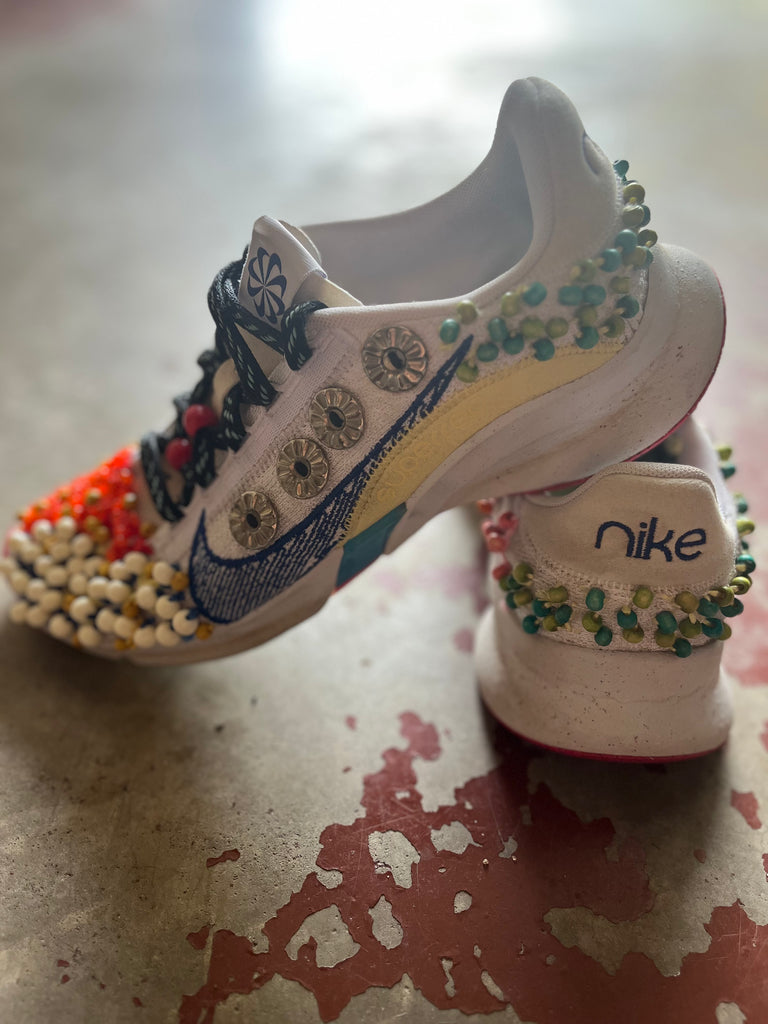 SHOE Air Barnacle, Women's Size 10 - Vander Jacket | Handmade Eco-Friendly Garments Designed For Runners