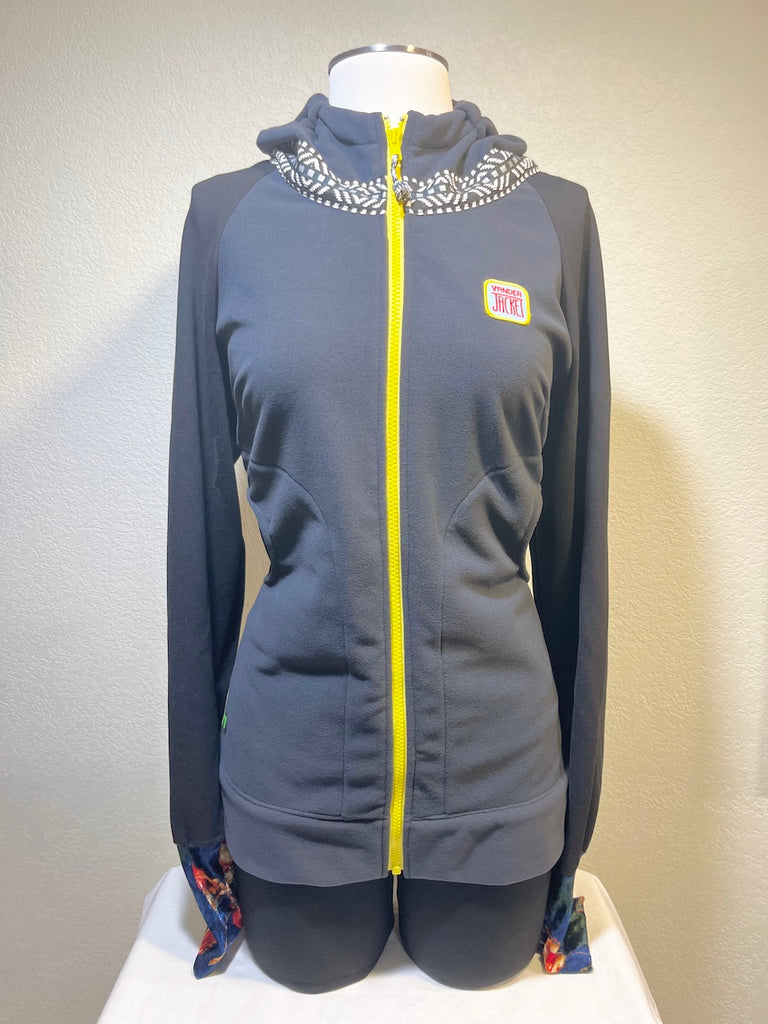Dynamic Sizes L, XL ReMelly'd! - Vander Jacket | Handmade Eco-Friendly Garments Designed For Runners