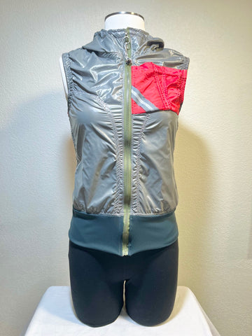 ORIGINAL VEST 2258, Size XS - Vander Jacket | Handmade Eco-Friendly Garments Designed For Runners