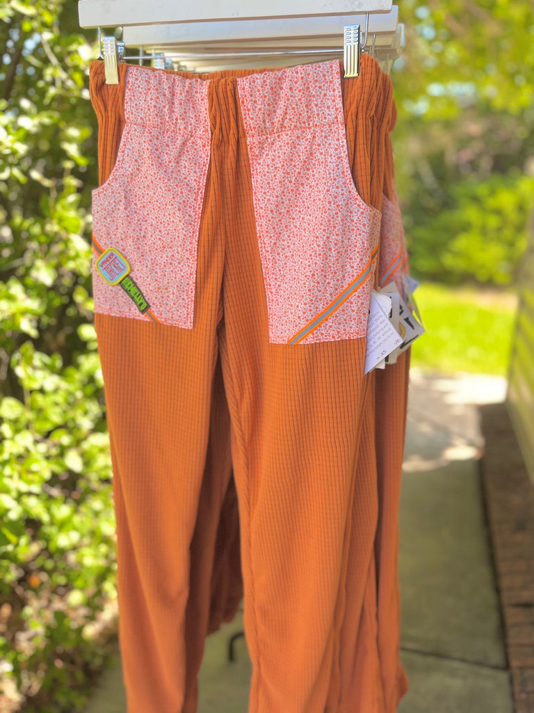 Vander Melly Spice Joggers! Sizes XS, XL - Vander Jacket | Handmade Eco-Friendly Garments Designed For Runners