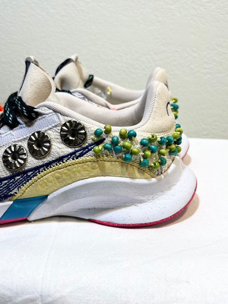 SHOE Air Barnacle, Women's Size 10 - Vander Jacket | Handmade Eco-Friendly Garments Designed For Runners