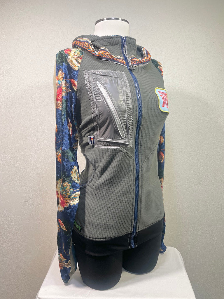 Original 2123 Size M ReMelly'd! - Vander Jacket | Handmade Eco-Friendly Garments Designed For Runners