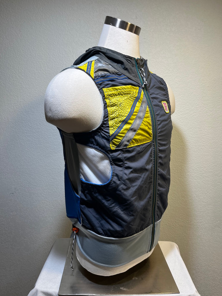 VEST 2318 Size M - Vander Jacket | Handmade Eco-Friendly Garments Designed For Runners