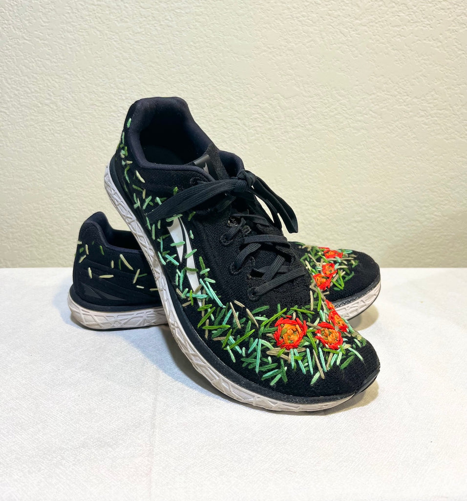 SHOE Run with Reason, Women's Size 10 - Vander Jacket | Handmade Eco-Friendly Garments Designed For Runners