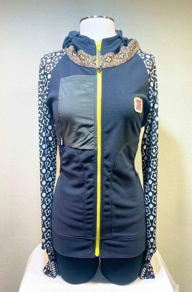 Black Rose Size L ReMelly'd! - Vander Jacket | Handmade Eco-Friendly Garments Designed For Runners