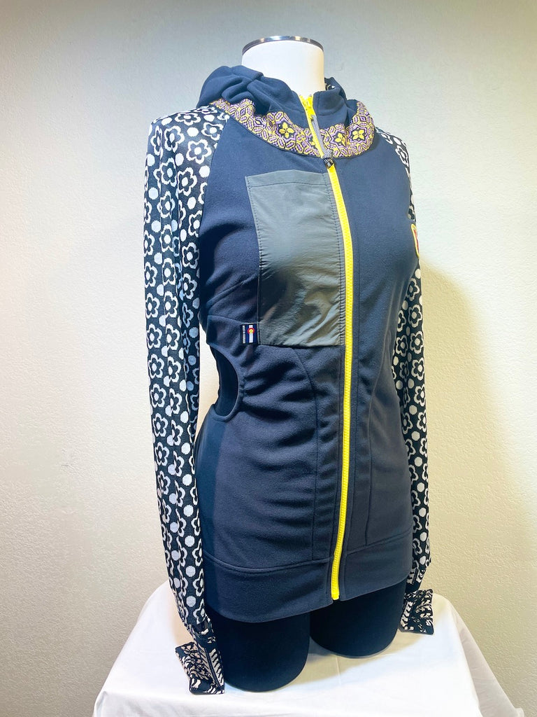 Black Rose Size L ReMelly'd! - Vander Jacket | Handmade Eco-Friendly Garments Designed For Runners